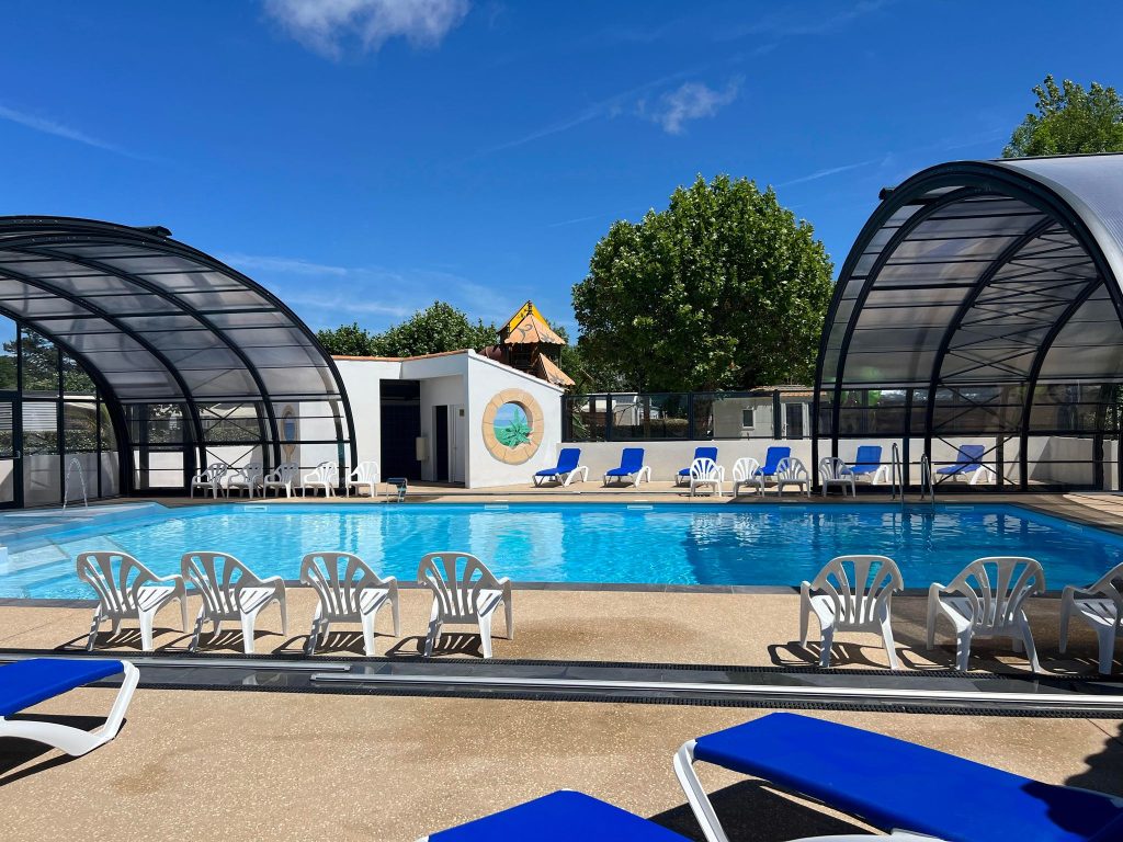 Piscine Couverte Camping Vendee 6 1