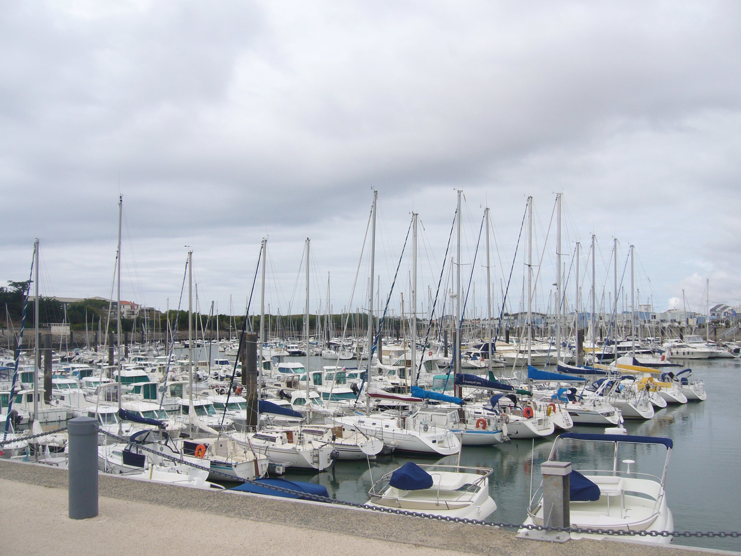 Port de plaisance de saint gilles croix de vie